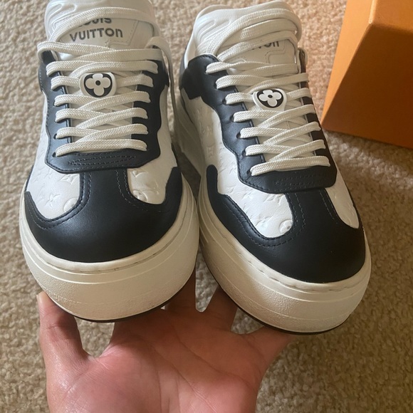 Louis Vuitton Groovy Platform Sneaker *GIFTABLE* size 7, EU 37 (hard to find) - Picture 12 of 15
